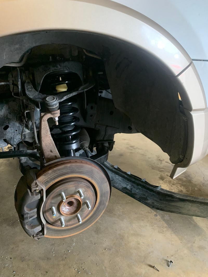 Manny's Mobile Mechanic and Garage photo