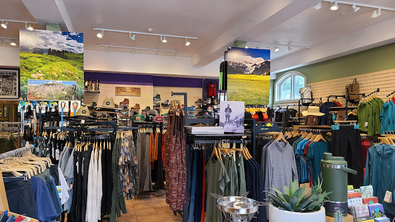 Jagged Edge Mountain Gear - Sporting goods store in Telluride