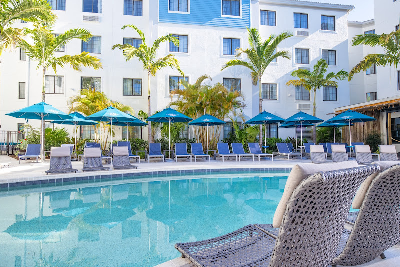 Compass Hotel by Margaritaville Naples