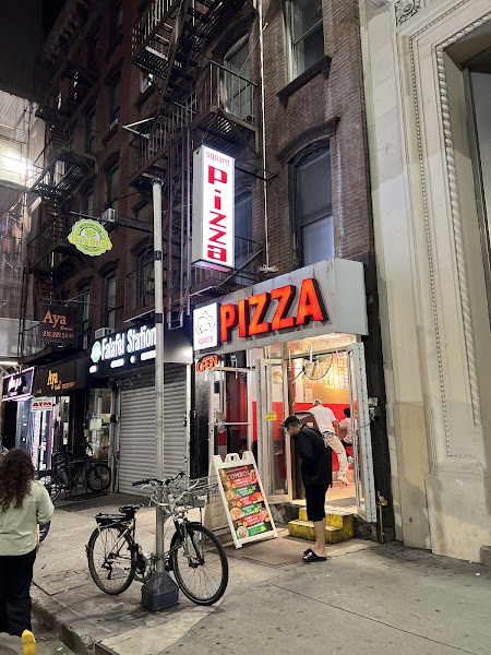 Square Pizza NYC: Times Square
