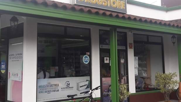 Farmacia del Pueblo - Pharmacy in Provincia de Alajuela