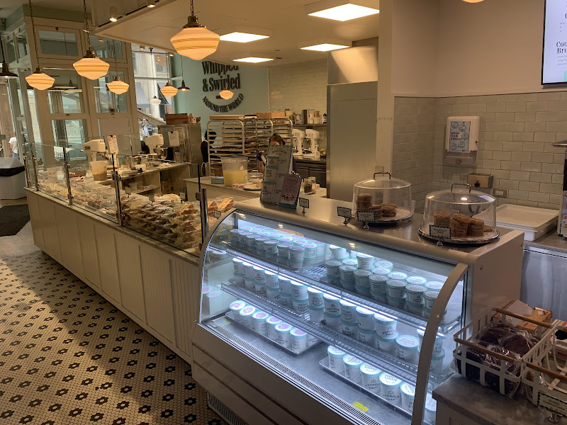 Magnolia Bakery - Chicago