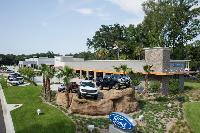 Quick Lane Auto Center | New Smyrna Beach - Oil change service in New Smyrna Beach