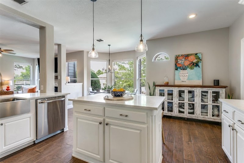 DLG REALTY ADVISORS | Dallas-Fort Worth Realtors photo