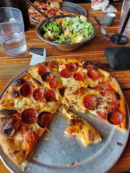 How Ya Doin Pizza and Eatz