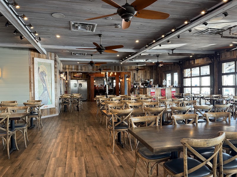 East Pass Seafood & Oyster House - Seafood restaurant in Destin