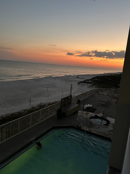 Meyer Vacation Rentals by Vacasa - Vacation home rental agency in Pensacola