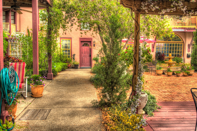 Casa de Solana Bed & Breakfast