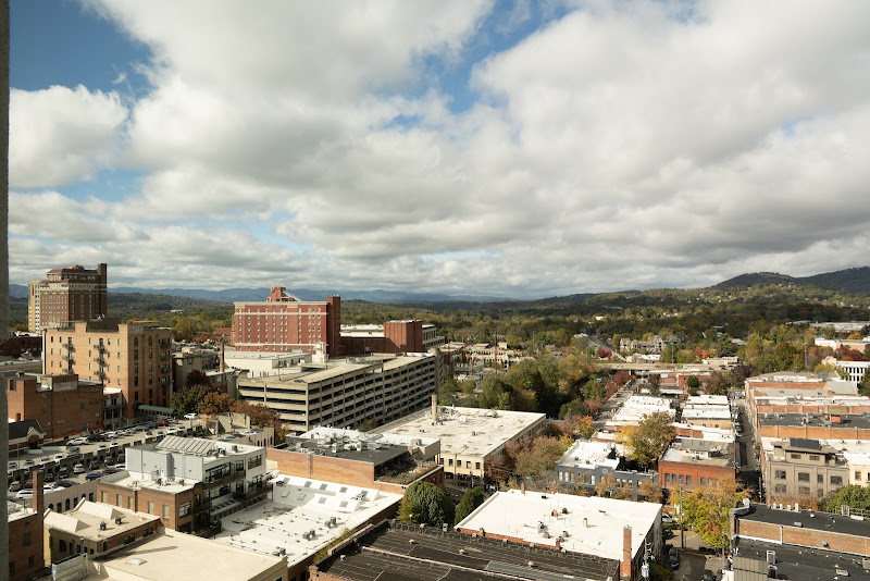 Arras Vacation Rentals - Vacation home rental agency in Asheville