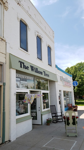 The Willow Tree Home Decor & Gifts - Store in South Haven