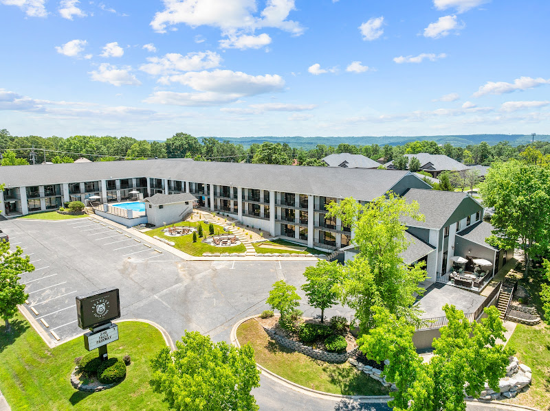 Branson Falls Lodge - Hotel in Branson