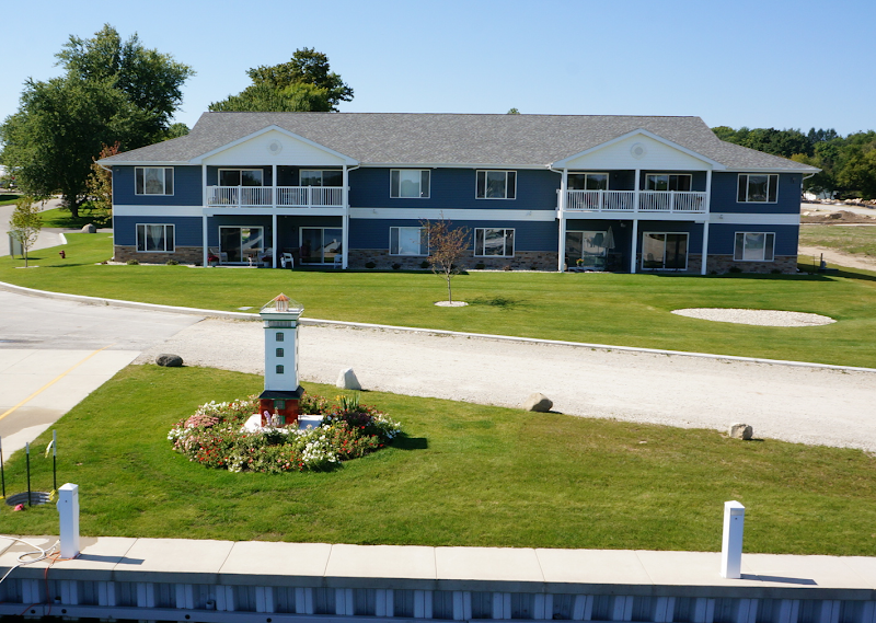 Marina View Apartments - Apartment complex in Sturgeon Bay