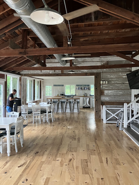 Glenn Shores Clubhouse - Golf course in South Haven