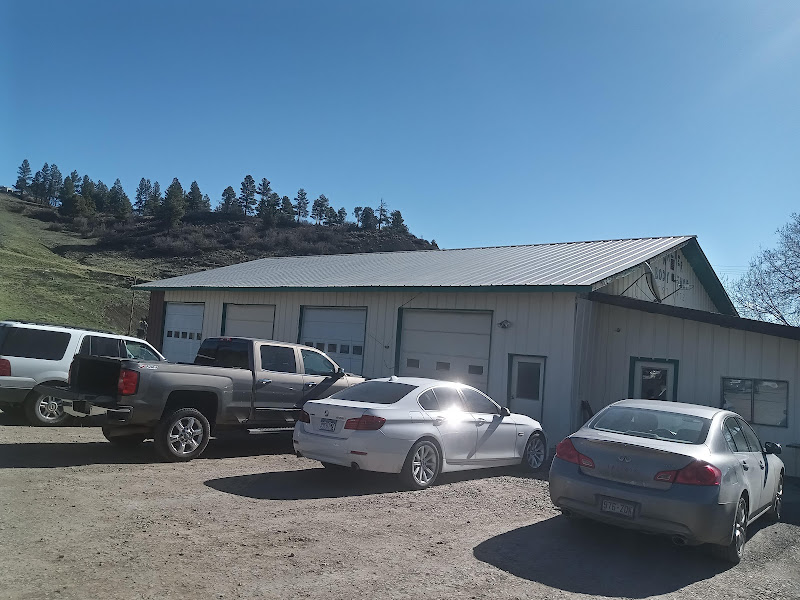 Walter Body Shop Inc. - Auto body shop in Pagosa Springs