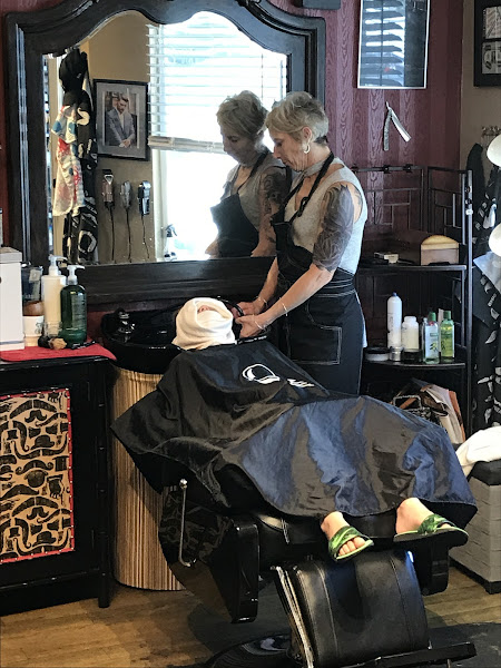 Hot Shaves Barber Shop