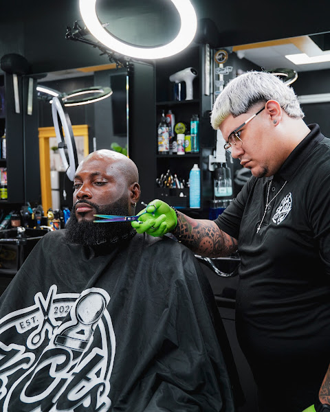K Cuts Barbershop - Barber shop in Jacksonville