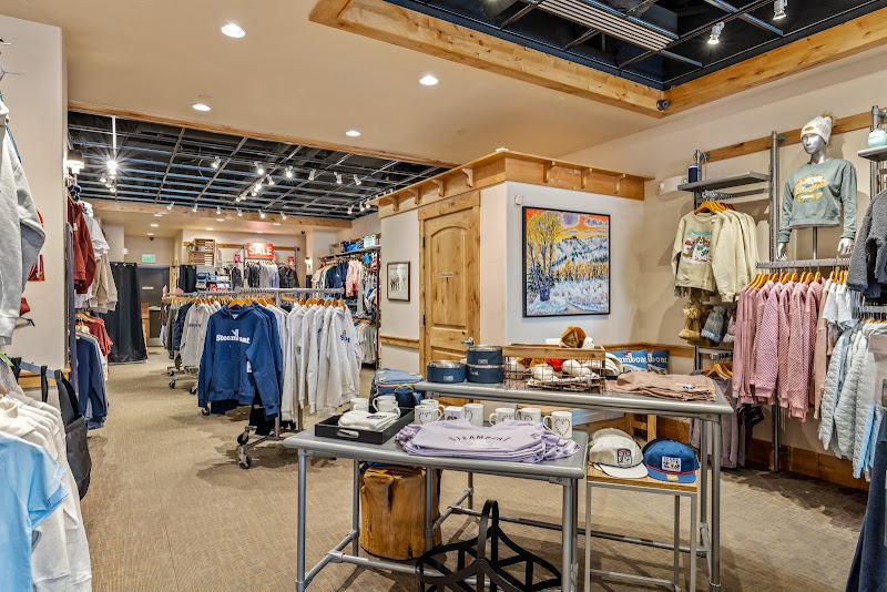 Steamboat Apparel and Gifts - Clothing store in Steamboat Springs