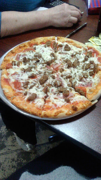 Pizza by the Chef - Pizza restaurant in Branson West