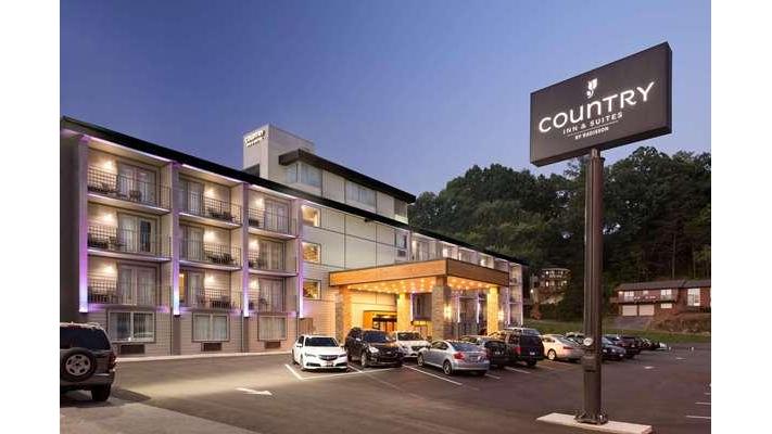 Country Inn & Suites by Radisson, Gatlinburg, TN
