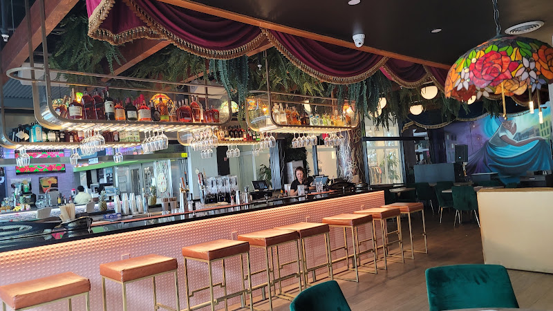 Kuba On The Bay - Cuban restaurant in Miami