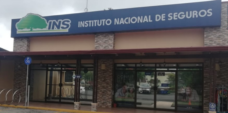 Instituto Nacional de Seguros • La Fortuna - Insurance agency in Costado Norte de Iglesia Católica de