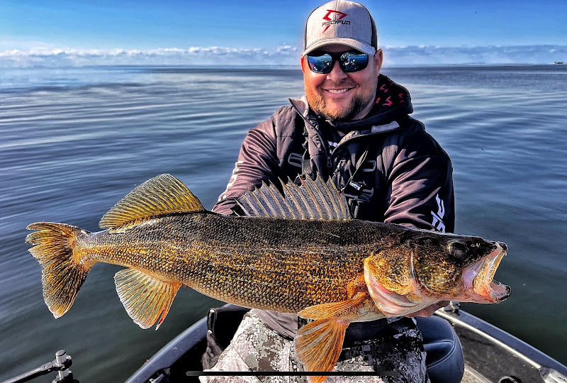 Diehard Angling - Fishing charter in Sturgeon Bay