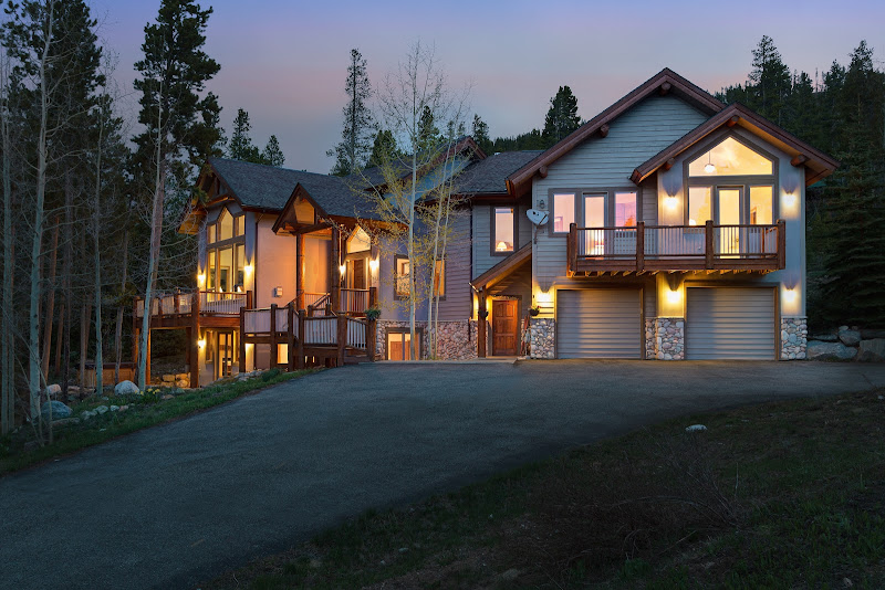 Laura Fisher, Luxury Breckenridge Realtor - Ski Colorado Real Estate - Real estate agency in Breckenridge