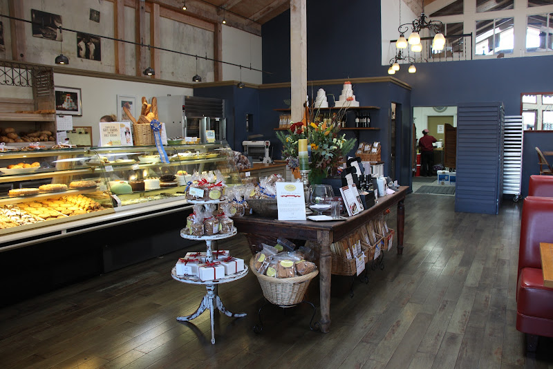 Costeaux French Bakery