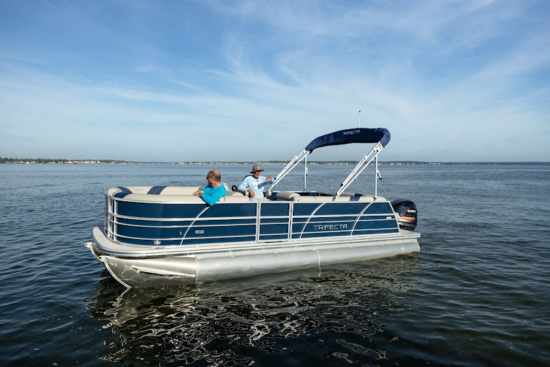 Blue Crab Water Sports of Destin - Boat rental service in Destin