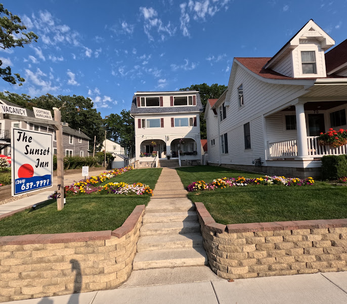 Sunset Inn - Bed & breakfast in South Haven