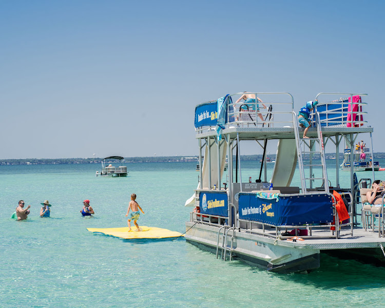 Double Fun Pontoon Rentals - Boat rental service in Panama City Beach