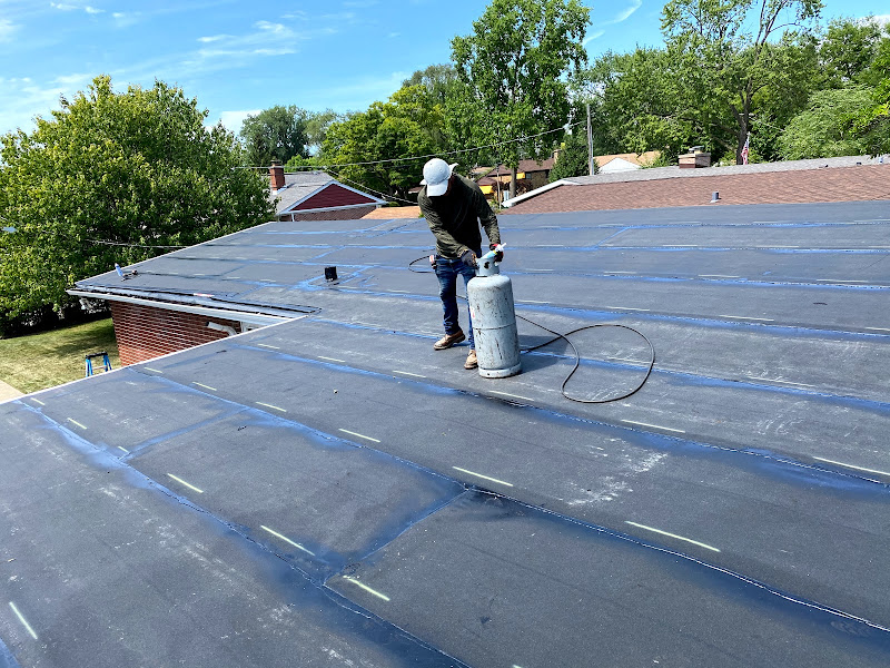 Windy City Flat Roof - Roofing contractor in Chicago