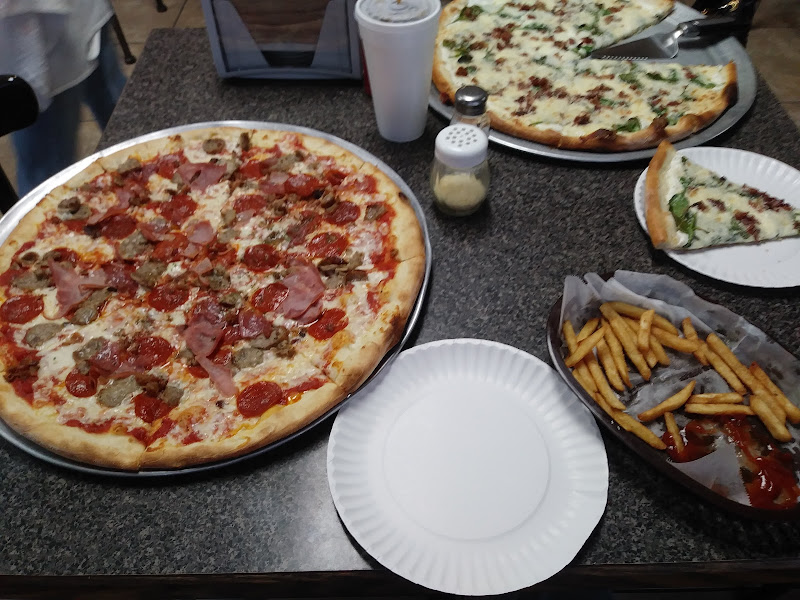 Moravela's Pizza East Naples