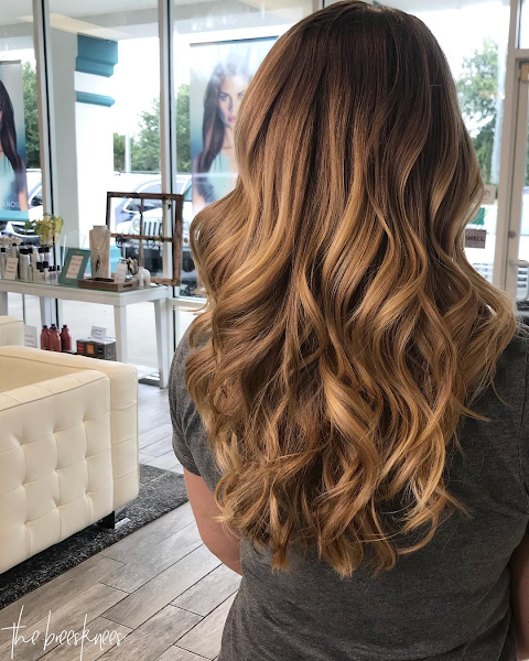Ya Ya's Salon & Spa - Hair salon in Destin
