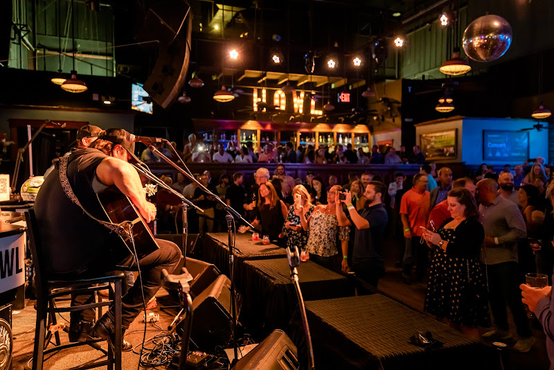 Howl at the Moon Chicago - Bar in Chicago