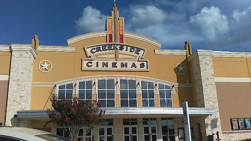 EVO Cinemas Creekside 14 - Movie theater in New Braunfels