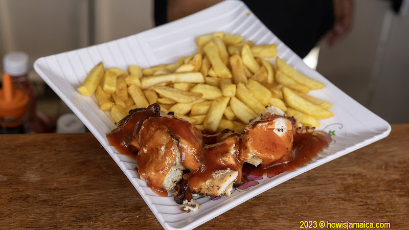 Oomph Café