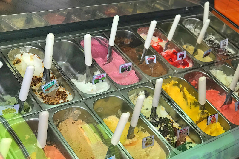 Butterfly Ice Cream Shop & Austrian Pastries - Ice cream shop in C. Beller