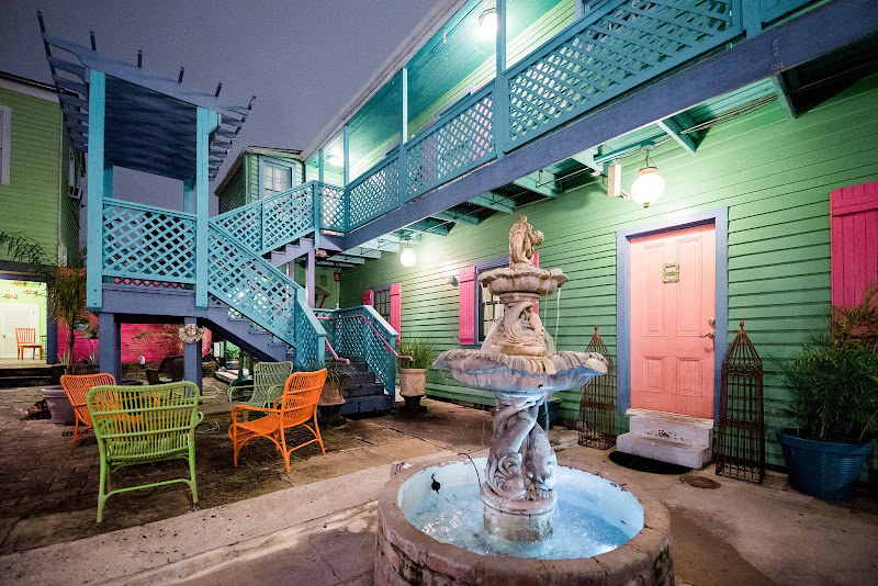 Creole Gardens Bed and Breakfast Hotel