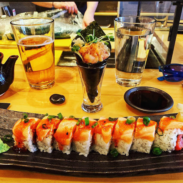 Hooked Sushi