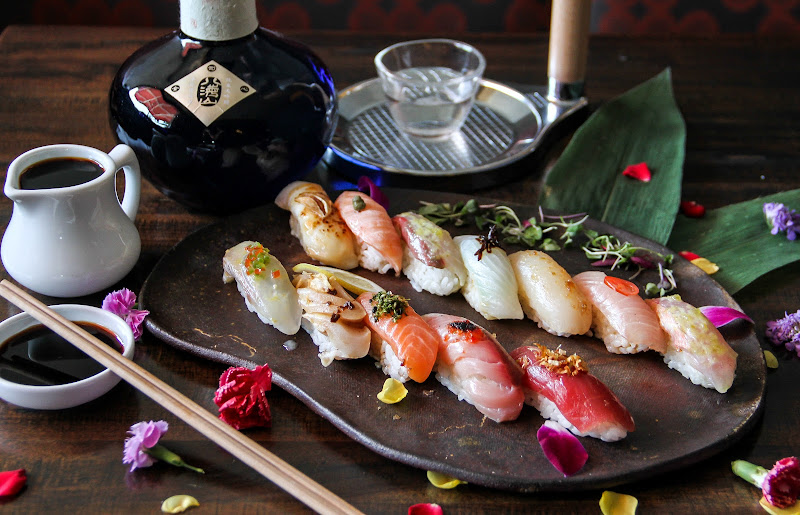 Eight Sushi Lounge