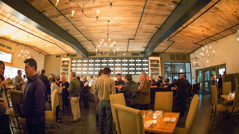 Edmund's Original (Formerly Edmund's Oast) - American restaurant in Charleston