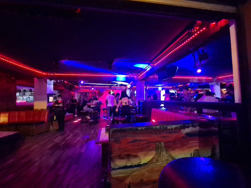 Saloon Los Cabos - Bar in Lázaro Cárdenas