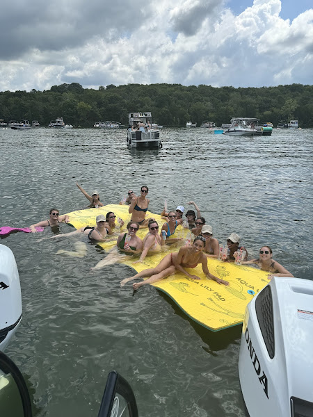 Rowdy's Wild Rides - Boat rental service in Nashville