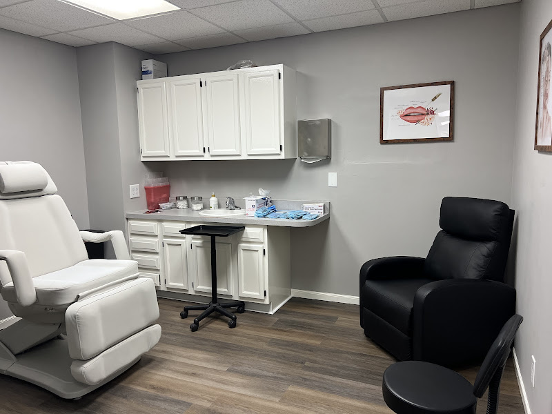 Lakeside Care Clinic - Community health center in Osage Beach