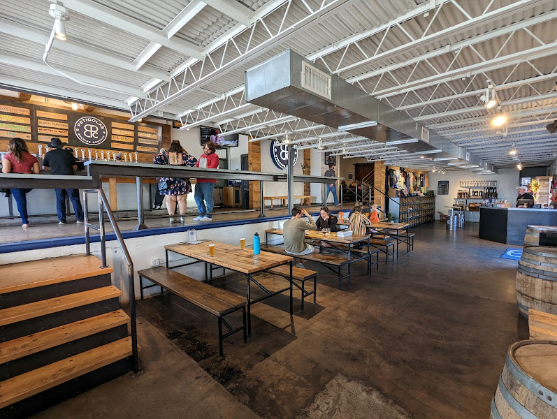 Peticolas Brewing Company Taproom