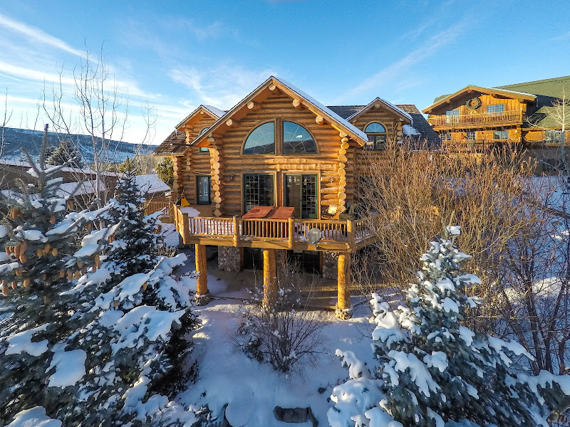 Mountain Vacation Lodging - Vacation home rental agency in Steamboat Springs