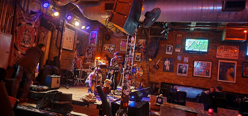 Reggies Chicago - Live music venue in Chicago