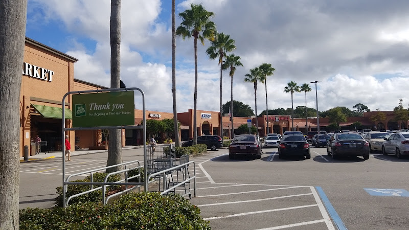 Cypress Point Shopping Center - Shopping mall in Clearwater