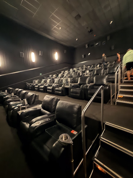 Cinemex Puerto Paraíso - Movie theater in Medano